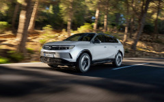 Desktop wallpaper. Opel Grandland Plug-in Hybrid 2025. ID:165435