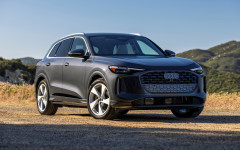 Desktop wallpaper. Audi Q5 USA Version 2025. ID:165526