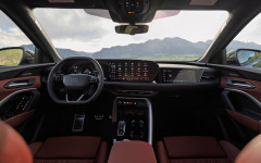 Desktop image. Audi SQ5 USA Version 2025. ID:165528