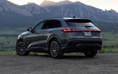 Desktop image. Audi SQ5 USA Version 2025. ID:165529