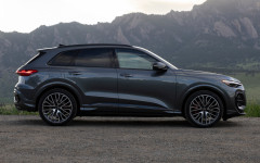 Desktop image. Audi SQ5 USA Version 2025. ID:165530
