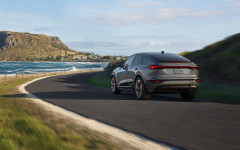 Desktop image. Audi Q6 Sportback e-tron USA Version 2025. ID:165931