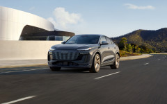 Desktop image. Audi Q6 Sportback e-tron USA Version 2025. ID:165933