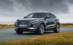 Desktop wallpaper. Audi Q6 Sportback e-tron S-line UK Version 2025. ID:166334