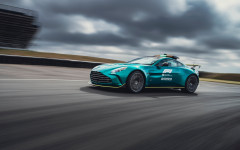 Desktop wallpaper. Aston Martin Vantage S F1 Safety Car 2025. ID:166511
