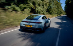 Desktop wallpaper. Porsche 911 Carrera S UK Version 2025. ID:166740