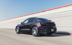 Desktop image. Porsche Macan Turbo 2026. ID:167352