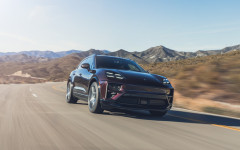 Desktop image. Porsche Macan Turbo 2026. ID:167353