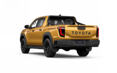 Desktop image. Toyota Hilux BEV Hybrid 48V Invincible 2026. ID:167511