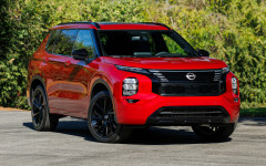 Desktop image. Nissan Rogue Plug-in Hybrid 2026. ID:167580