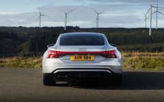 Desktop wallpaper. Audi e-tron GT quattro UK Version 2025. ID:167644