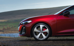 Desktop wallpaper. Audi A5 Avant e-hybrid quattro UK Version 2026. ID:167681