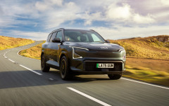 Desktop wallpaper. Kia EV5 GT-Line UK Version 2026. ID:167759