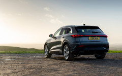 Desktop image. Audi Q5 e-hybrid UK Version 2026. ID:167903