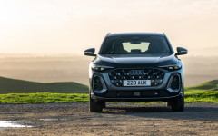 Desktop image. Audi Q5 e-hybrid UK Version 2026. ID:167905