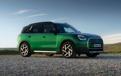 Desktop image. MINI Countryman E UK Version 2026. ID:168027