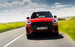 Desktop image. Mini Countryman SE UK Version 2026. ID:168032