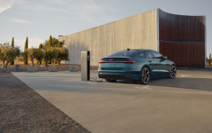 Desktop image. Audi S6 Sportback e-tron quattro USA Version 2027. ID:168089