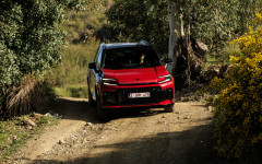 Desktop image. Toyota RAV4 HEV GR Sport 2026. ID:168479