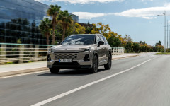 Desktop image. Toyota RAV4 PHEV Avantgarde 2026. ID:168498