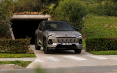 Desktop image. Toyota RAV4 PHEV Avantgarde 2026. ID:168501