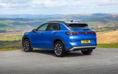 Desktop image. Volkswagen T-Roc Life 1.5 eTSI UK Version 2026. ID:168537