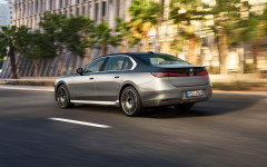 Desktop wallpaper. BMW 740 xDrive 2027. ID:168676