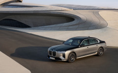 Desktop wallpaper. BMW 740 xDrive 2027. ID:168680