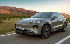Desktop image. Porsche Cayenne Turbo Coupé Electric 2027. ID:168733