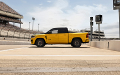 Desktop wallpaper. Ram 1500 Rumble Bee SRT 2027. ID:169059
