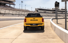 Desktop wallpaper. Ram 1500 Rumble Bee SRT 2027. ID:169061