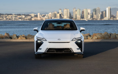 Desktop image. Lexus ES 350h Premium Plus USA Version 2026. ID:169162