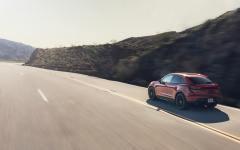 Desktop wallpaper. Porsche Macan GTS USA Version 2026. ID:169233