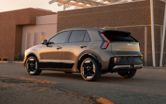 Desktop image. Kia Niro USA Version 2027. ID:169509