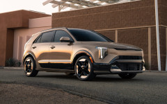 Desktop image. Kia Niro USA Version 2027. ID:169510