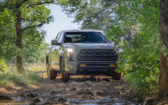 Desktop wallpaper. Toyota Tundra Trailhunter 2027. ID:169870