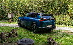 Desktop wallpaper. Citroën C5 Aircross Émeraude 2027. ID:170189