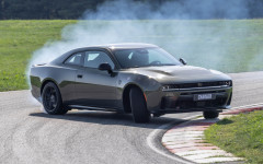 Desktop image. Dodge Charger Sixpack 2-door EU Version 2027. ID:170255