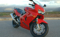 Desktop image. Motorbikes. ID:616