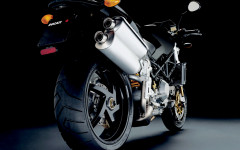Desktop image. Motorbikes. ID:660