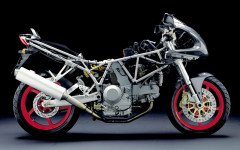 Desktop image. Motorbikes. ID:661