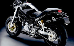 Desktop image. Motorbikes. ID:675