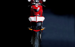 Desktop image. Motorbikes. ID:688