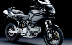 Desktop image. Motorbikes. ID:727