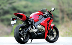 Desktop image. Motorbikes. ID:52130