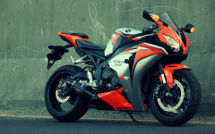 Desktop image. Motorbikes. ID:53075