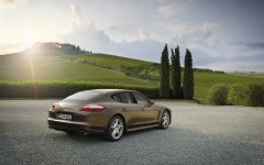 Desktop image. Porsche Panamera 4 2012. ID:27211