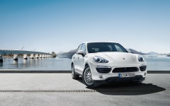 Desktop wallpaper. Porsche Cayenne S Hybrid 2012. ID:27155