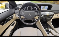Desktop image. Mercedes-Benz. ID:22355