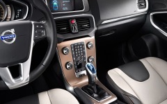 Desktop image. Volvo V40 Cross Country 2013. ID:40164